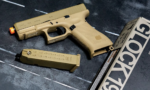 Elite Force Fully Licensed GLOCK G19X Gas Blowback Airsoft Pistol (Type: Green Gas / Tan) - Imagen 5