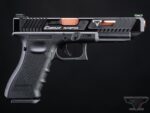 EMG Custom TTI JW2 CNC Combat Master Slide + Elite Force GLOCK 17 Gen.4 Frame Custom Gas Blowback Airsoft Pistol - Imagen 3