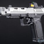 EMG Strike Industries Licensed ARK-17 Airsoft Gas Blowback Pistol w/ Compensator (Color: bitono Gris + Negro)