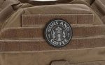 Matrix "Guns and Coffee" Morale PVC Hook and Loop Patch (Color: Black) - Imagen 2